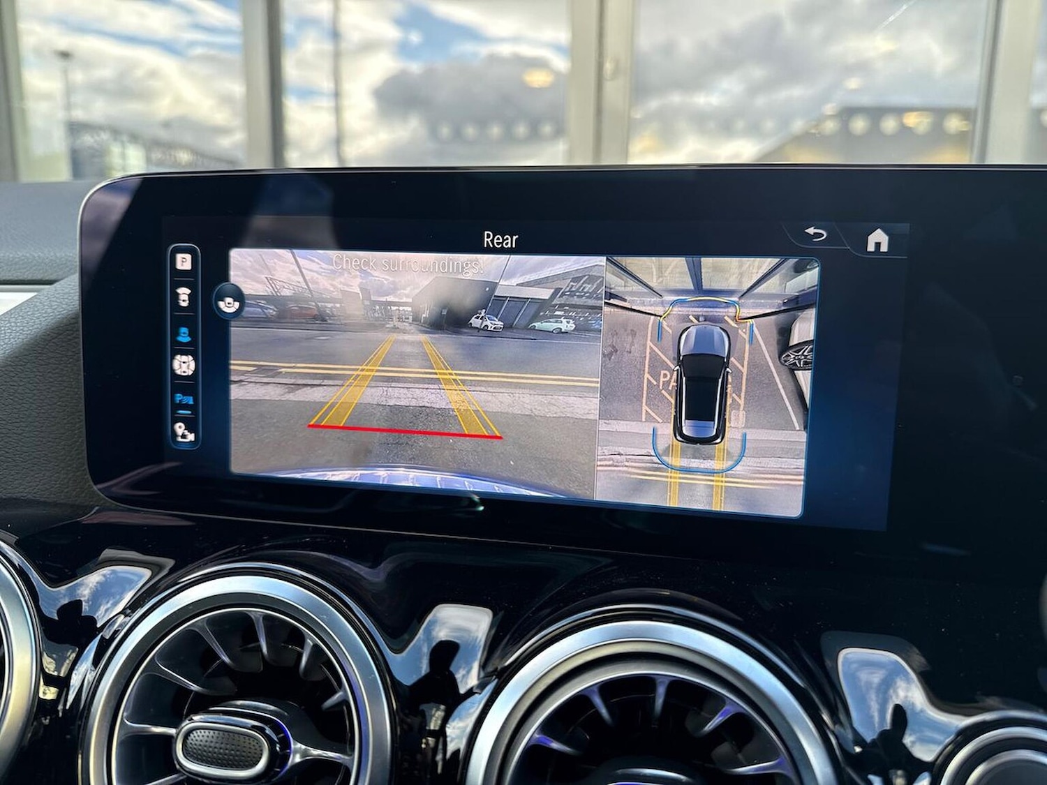 Used Mercedes-Benz GLA 2024 for sale - 76863977: Photo 23