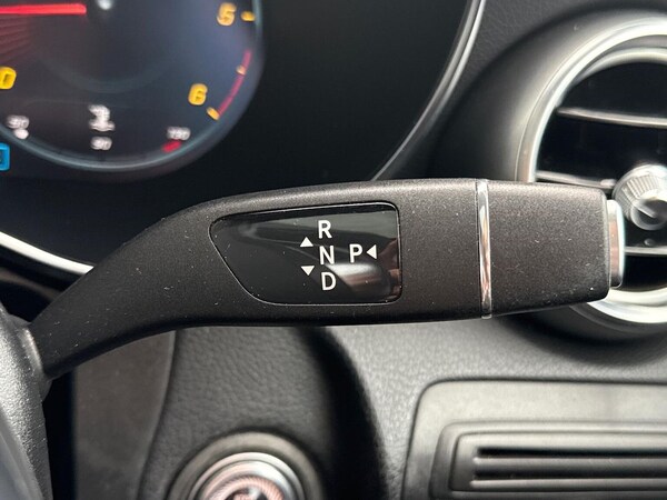Used Mercedes-Benz GLC 2020 for sale - 76142961: Photo 29