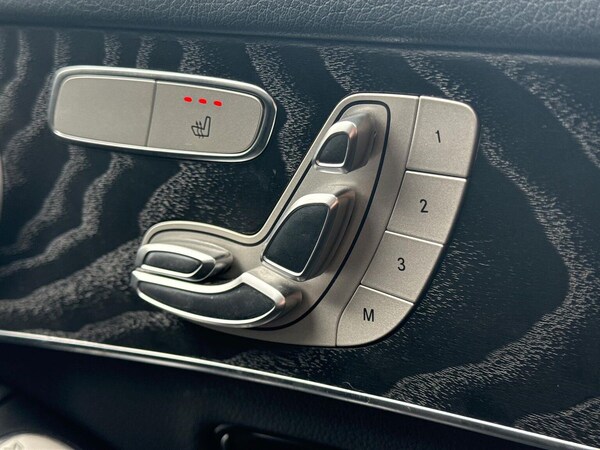 Used Mercedes-Benz GLC 2020 for sale - 76142961: Photo 30