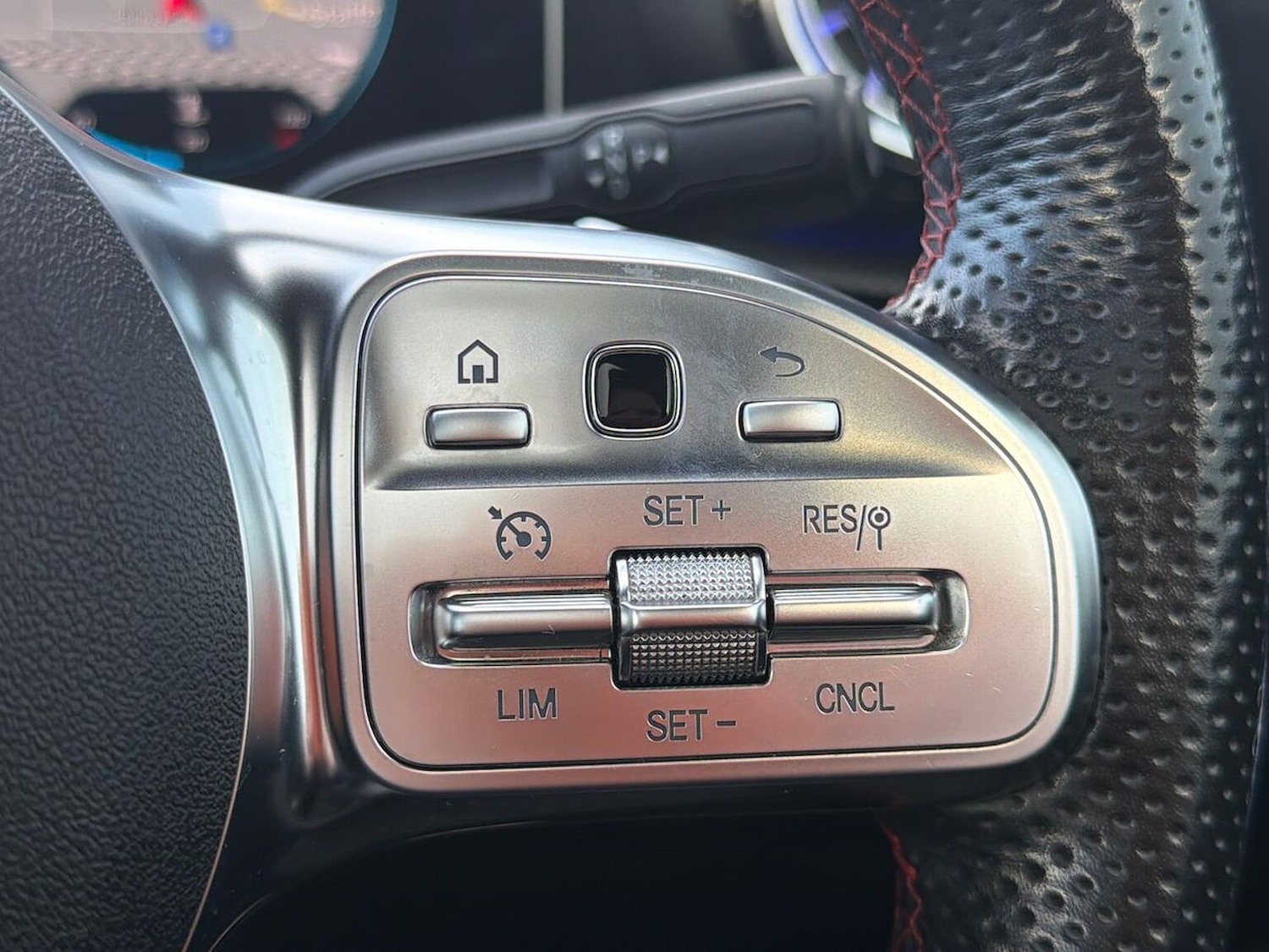 Used Mercedes-Benz A-Class 2019 for sale - 76547711: Photo 27