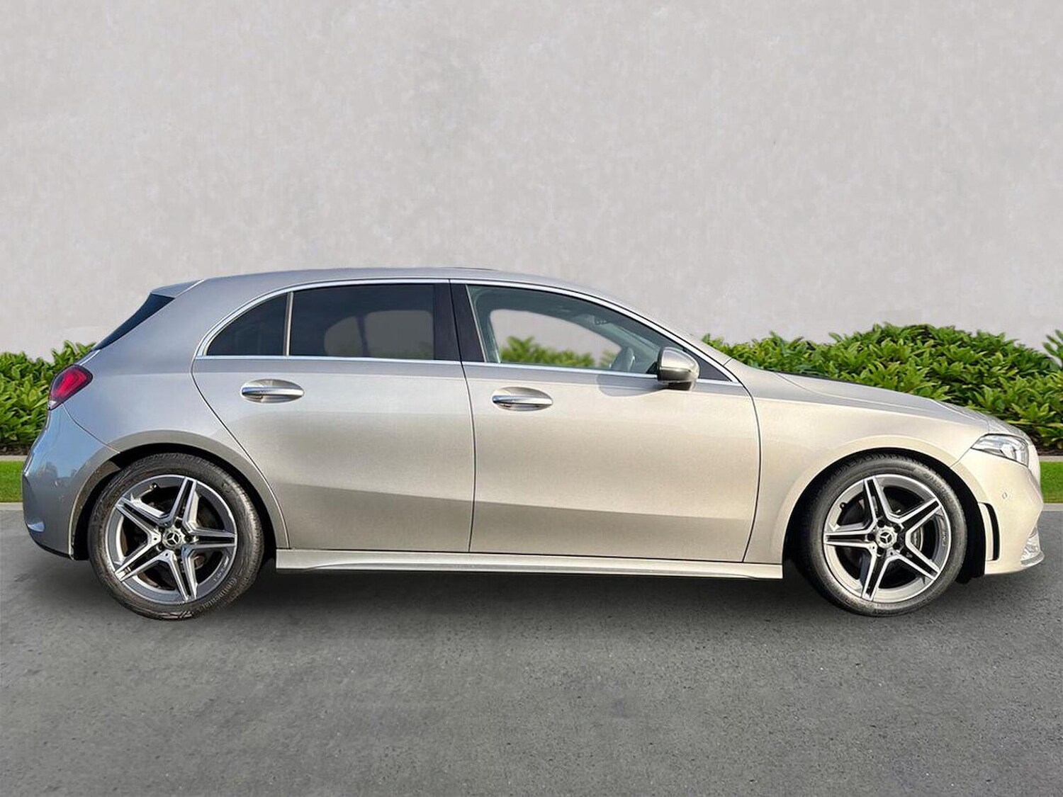 Used Mercedes-Benz A-Class 2019 for sale - 76547711: Photo 3