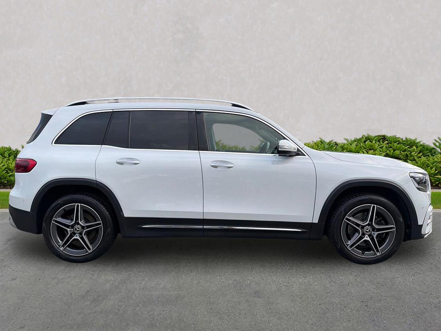 Used Mercedes-Benz GLB 2024 for sale - 76490518: Photo 3