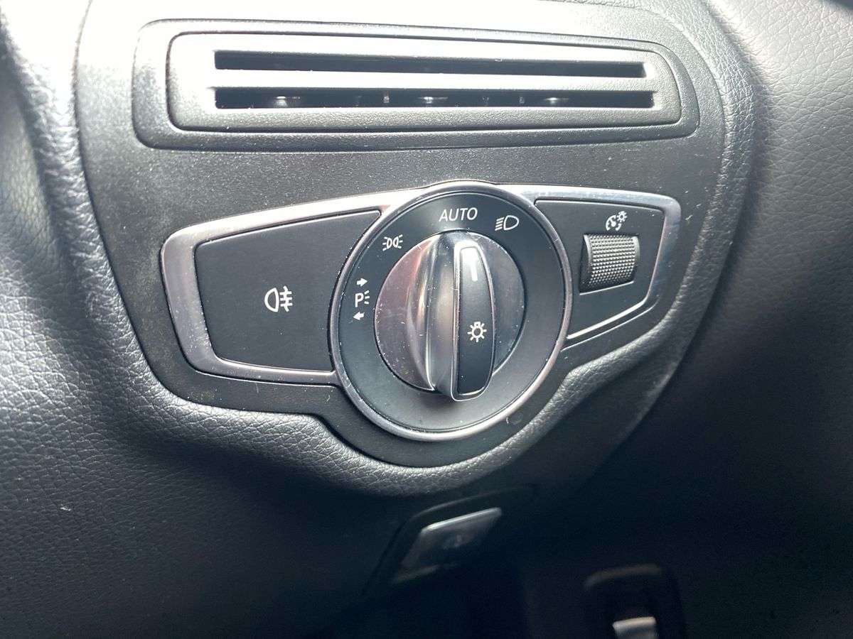 Used Mercedes-Benz GLC 2018 for sale - 78193058: Photo 22