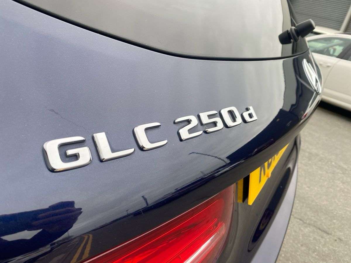 Used Mercedes-Benz GLC 2018 for sale - 78193058: Photo 35