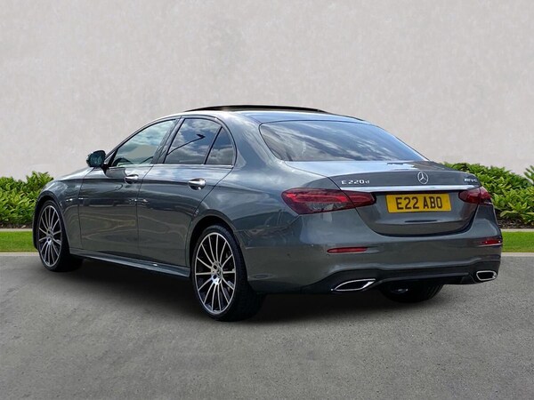Used Mercedes-Benz E-Class 2022 for sale - 76219186: Photo 2