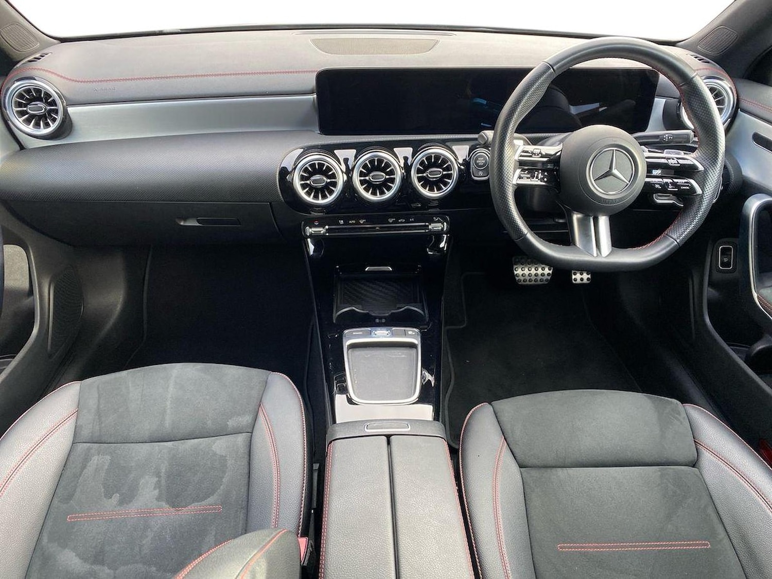 Used Mercedes-Benz CLA 2024 for sale - 76627982: Photo 8