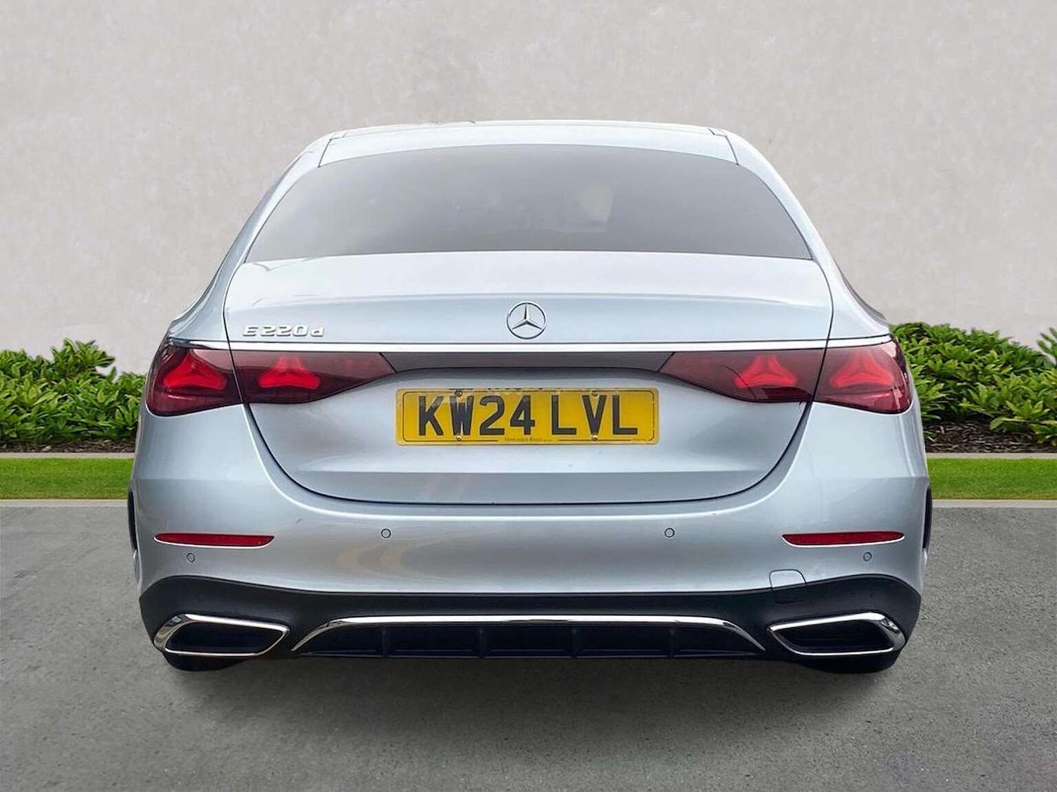 Used Mercedes-Benz E Class 2024 for sale - 77845320: Photo 4