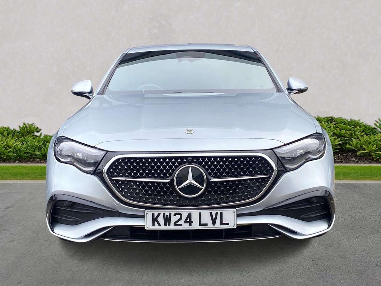 Used Mercedes-Benz E Class 2024 for sale - 77845320: Photo 5