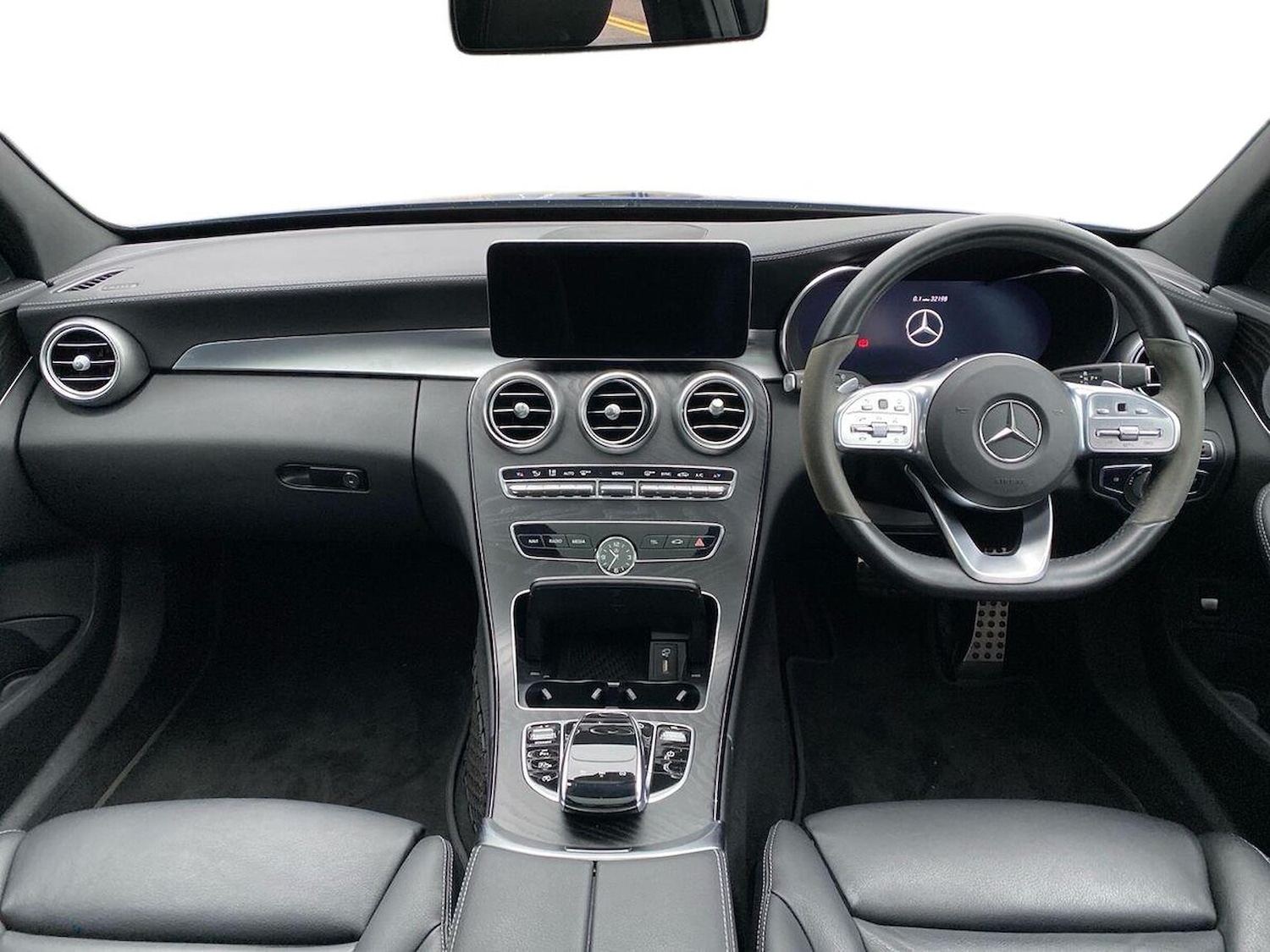 Used Mercedes-Benz C Class 2021 for sale - 76979904: Photo 9