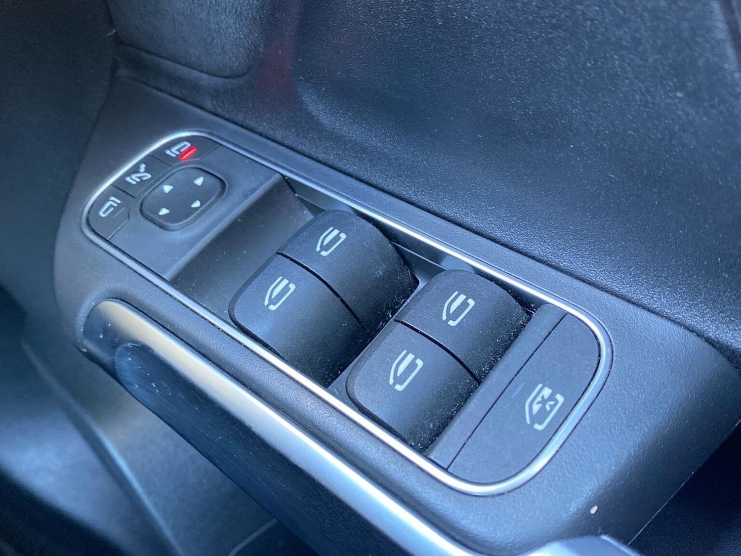 Used Mercedes-Benz GLB 2024 for sale - 76376808: Photo 21