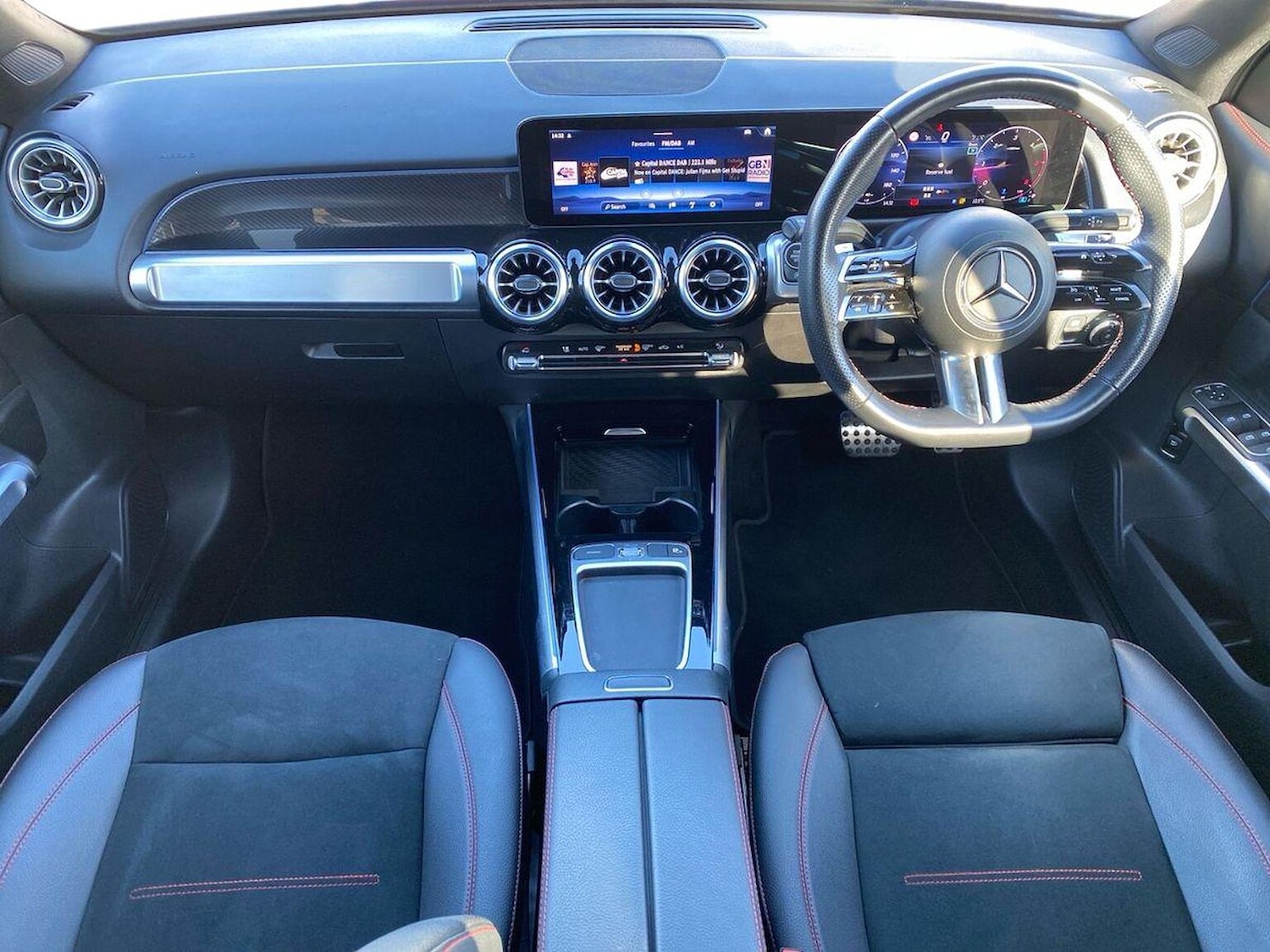 Used Mercedes-Benz GLB 2024 for sale - 76376808: Photo 8