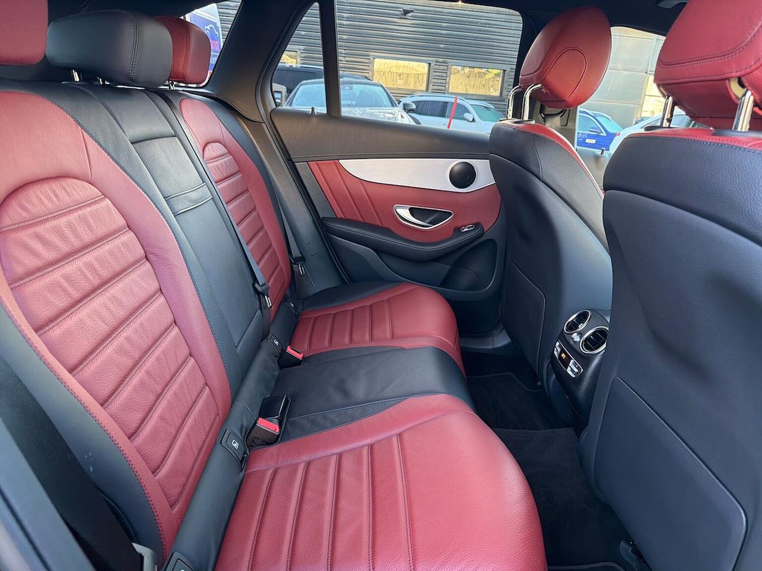 Used Mercedes-Benz GLC 2021 for sale - 76627985: Photo 16