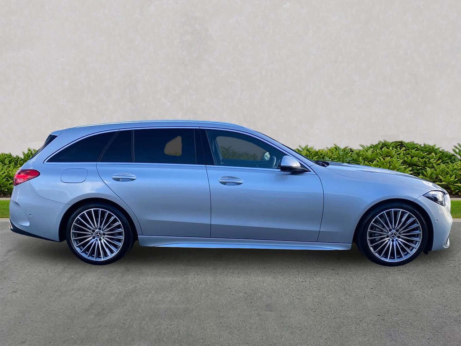 Used Mercedes-Benz C Class 2024 for sale - 76376813: Photo 3