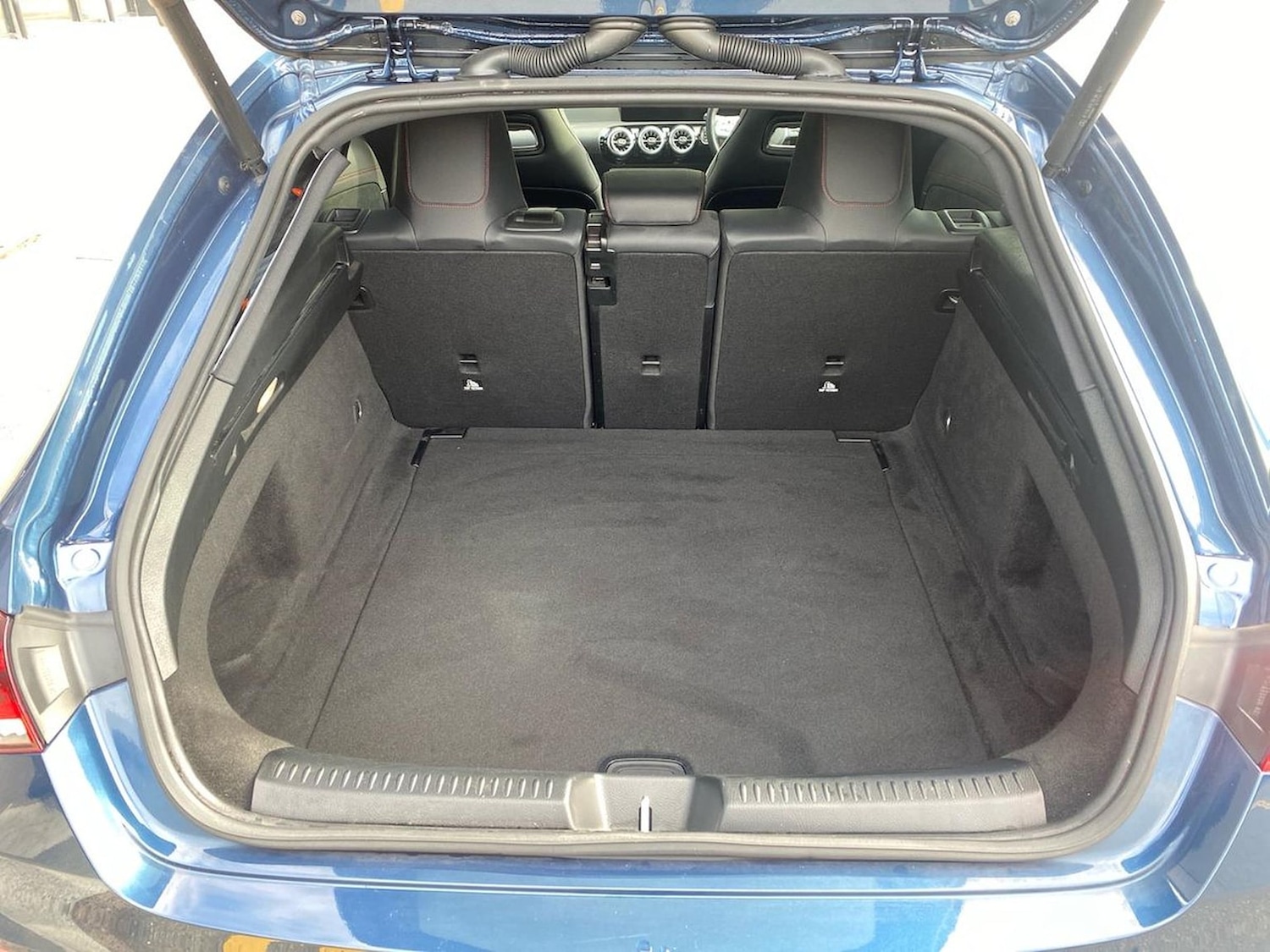 Used Mercedes-Benz CLA 2023 for sale - 76219198: Photo 17