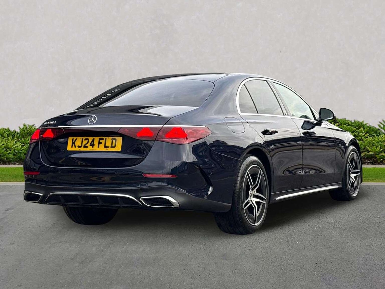 Used Mercedes-Benz E Class 2024 for sale - 77629387: Photo 18