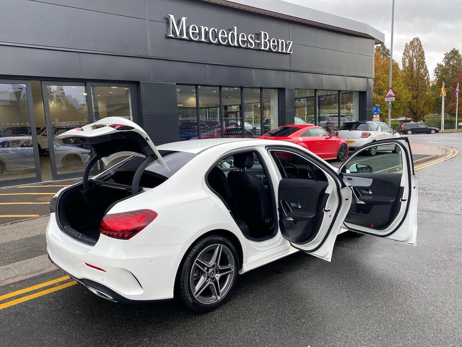 Used Mercedes-Benz A-Class 2024 for sale - 76422349: Photo 40