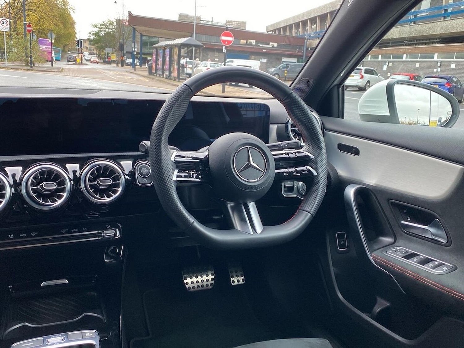 Used Mercedes-Benz A-Class 2024 for sale - 76422349: Photo 9