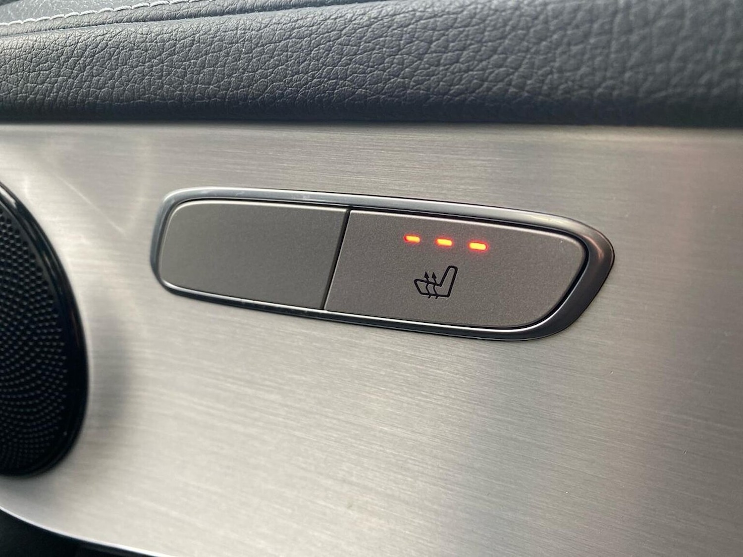 Used Mercedes-Benz GLC 2022 for sale - 76497292: Photo 30