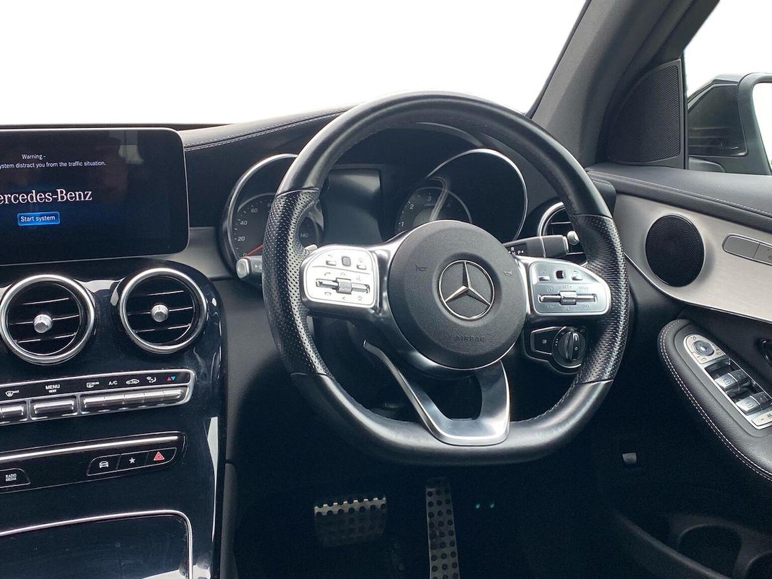 Used Mercedes-Benz GLC 2022 for sale - 76497292: Photo 9