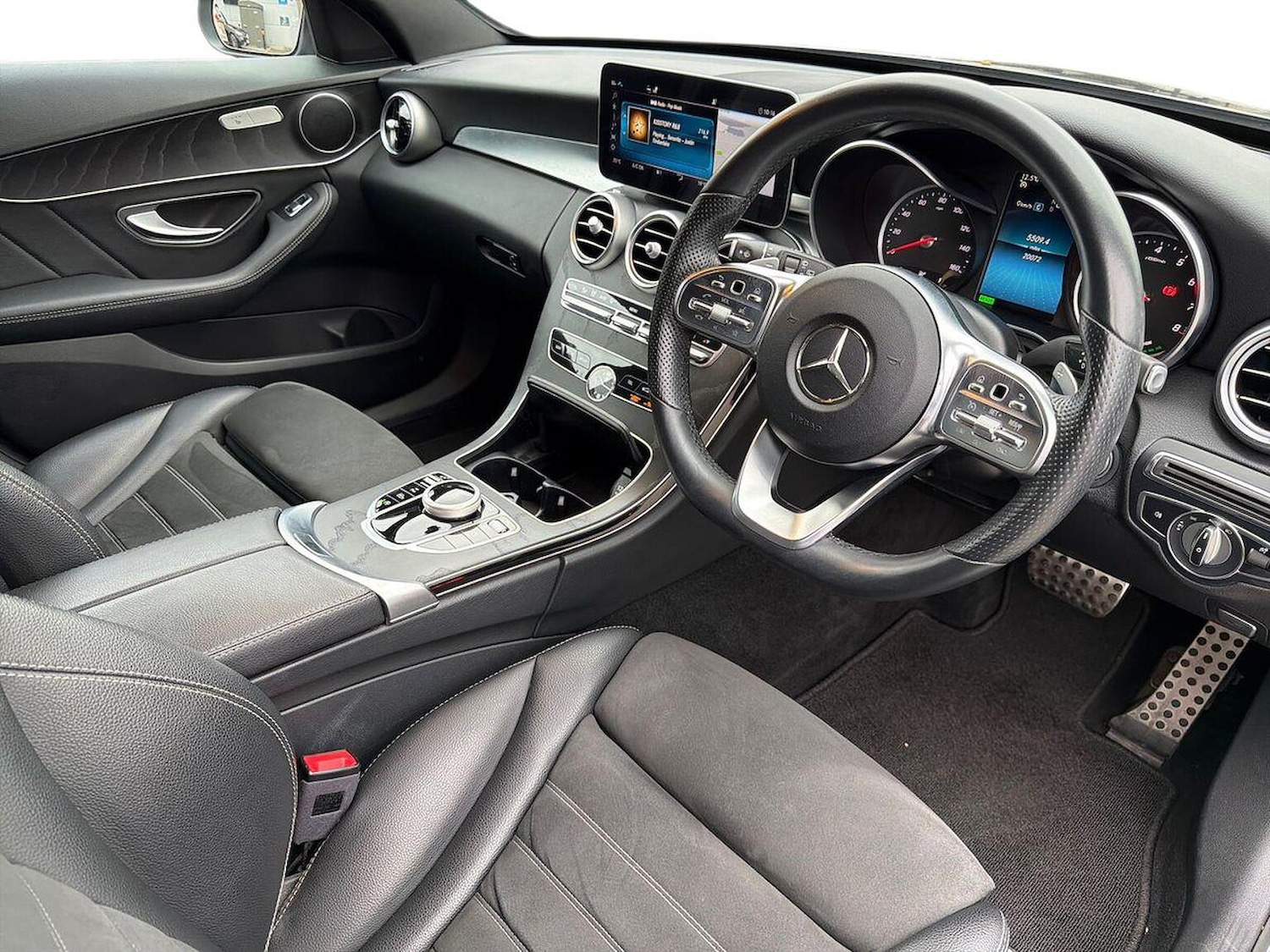 Used Mercedes-Benz C Class 2018 for sale - 76316467: Photo 15