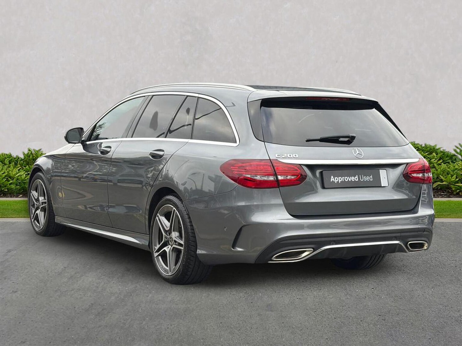 Used Mercedes-Benz C Class 2018 for sale - 76316467: Photo 2