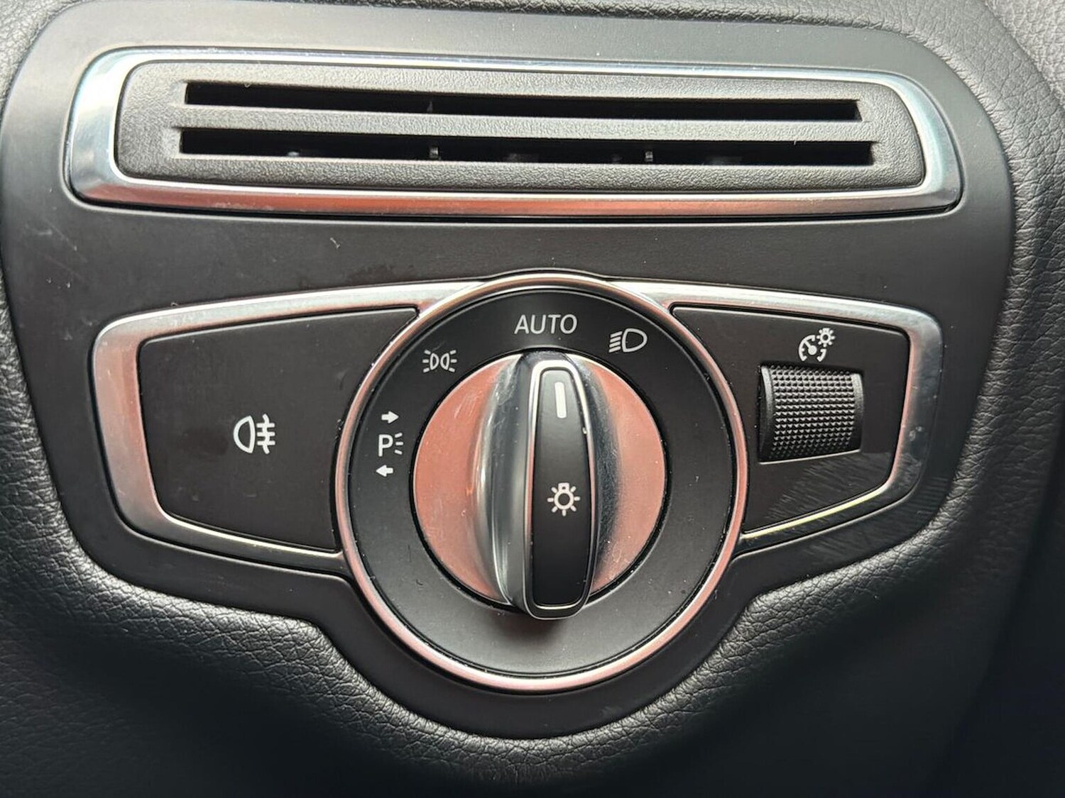 Used Mercedes-Benz C Class 2018 for sale - 76316467: Photo 22