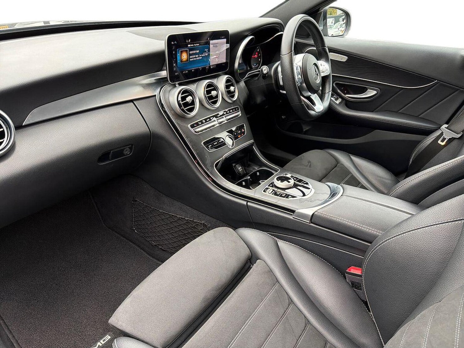 Used Mercedes-Benz C Class 2018 for sale - 76316467: Photo 7