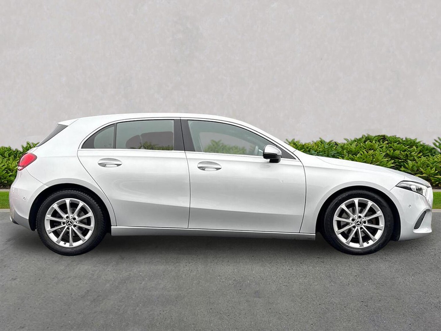 Used Mercedes-Benz A-Class 2018 for sale - 76402443: Photo 3