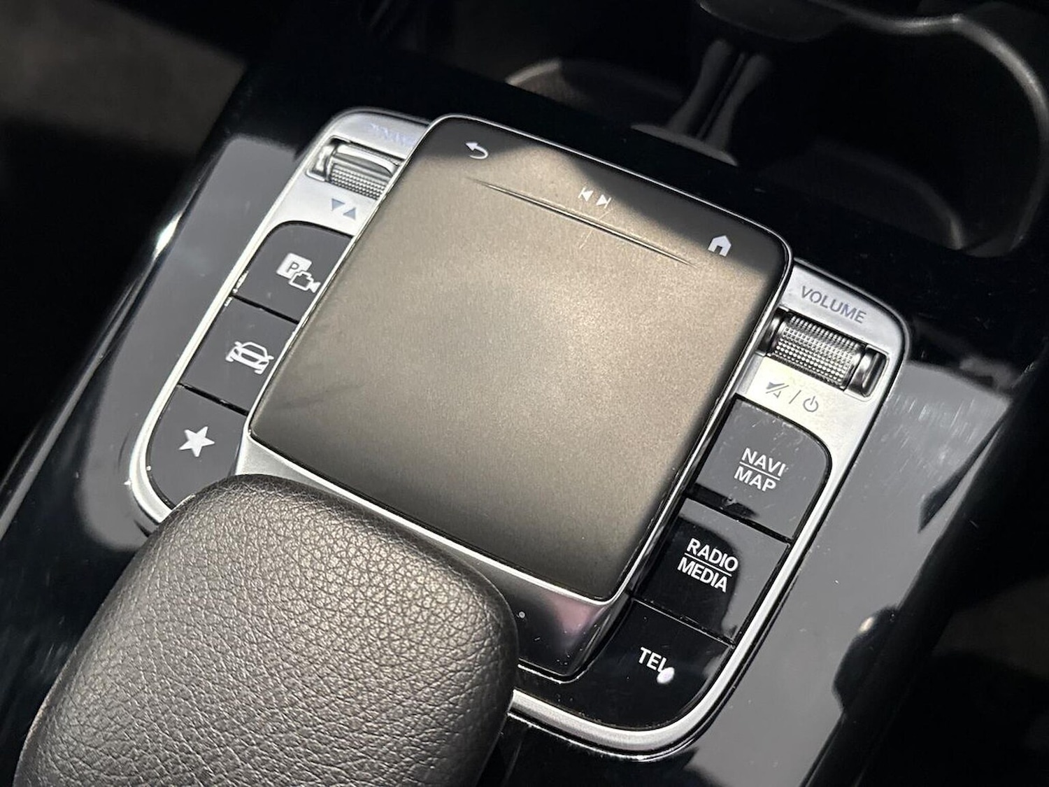 Used Mercedes-Benz A-Class 2018 for sale - 76402443: Photo 32