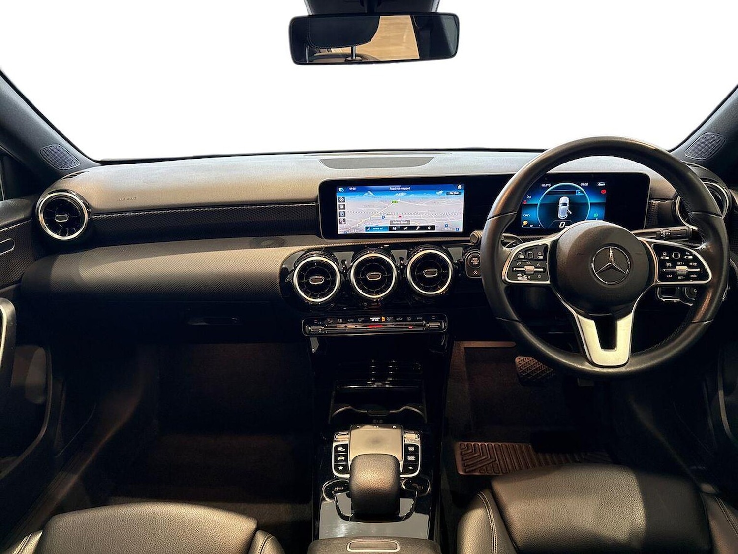 Used Mercedes-Benz A-Class 2018 for sale - 76402443: Photo 8