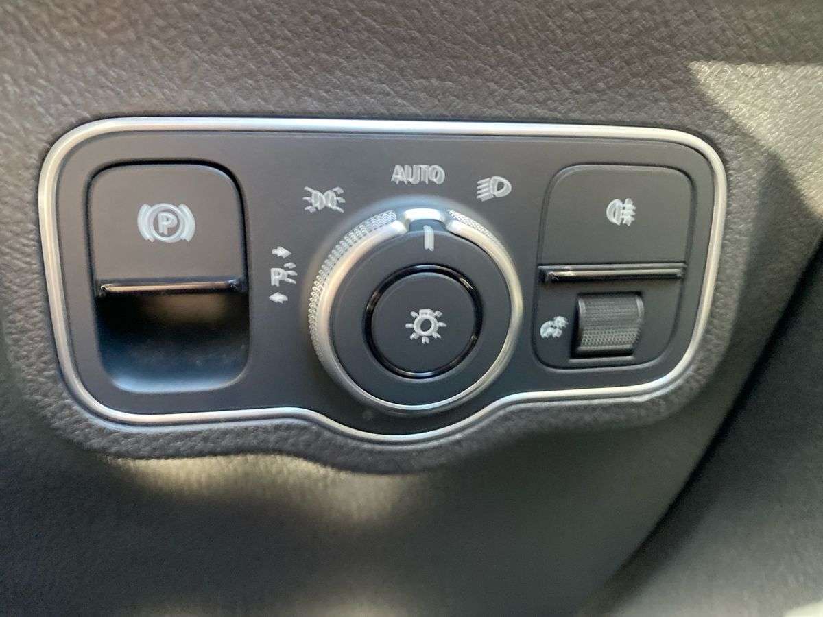 Used Mercedes-Benz GLB 2023 for sale - 78196104: Photo 22