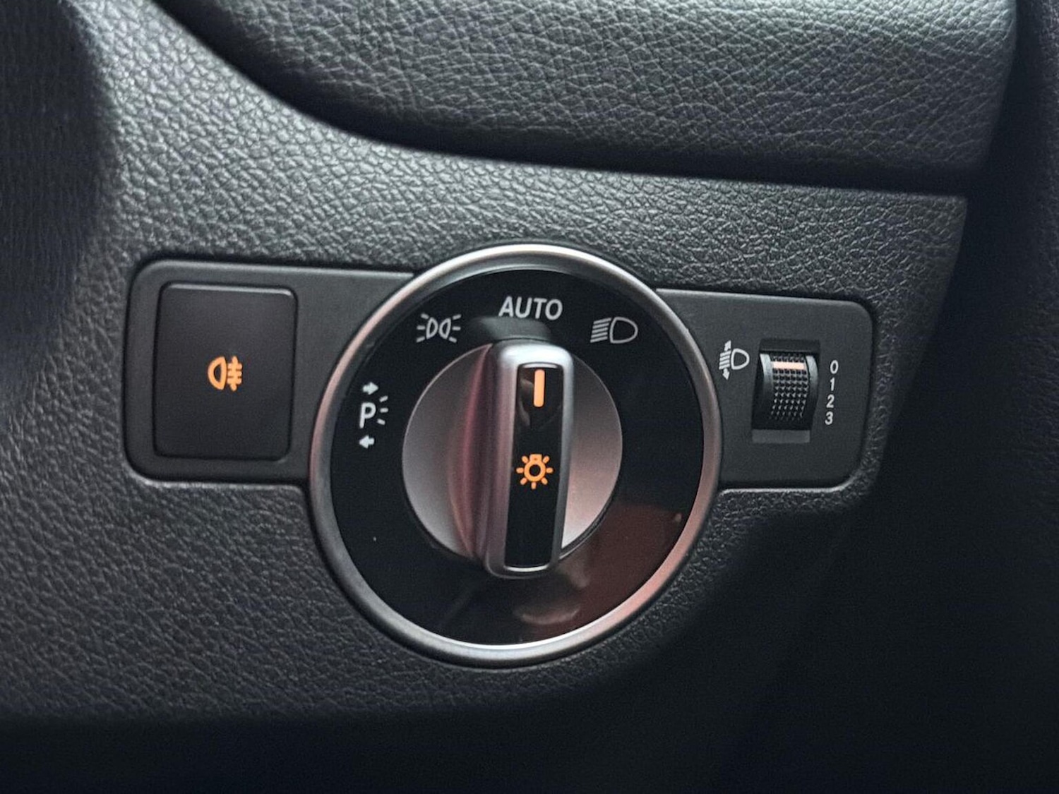 Used Mercedes-Benz GLA 2017 for sale - 76719298: Photo 22