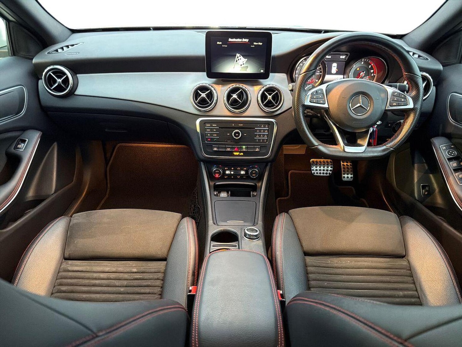 Used Mercedes-Benz GLA 2017 for sale - 76719298: Photo 8