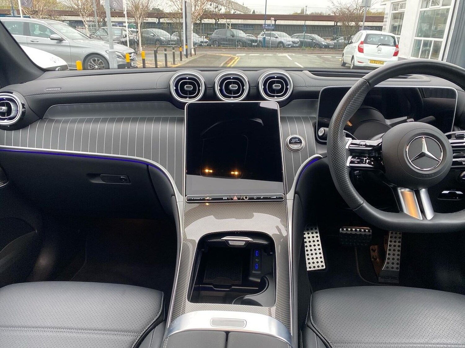 Used Mercedes-Benz GLC 2024 for sale - 76583210: Photo 13