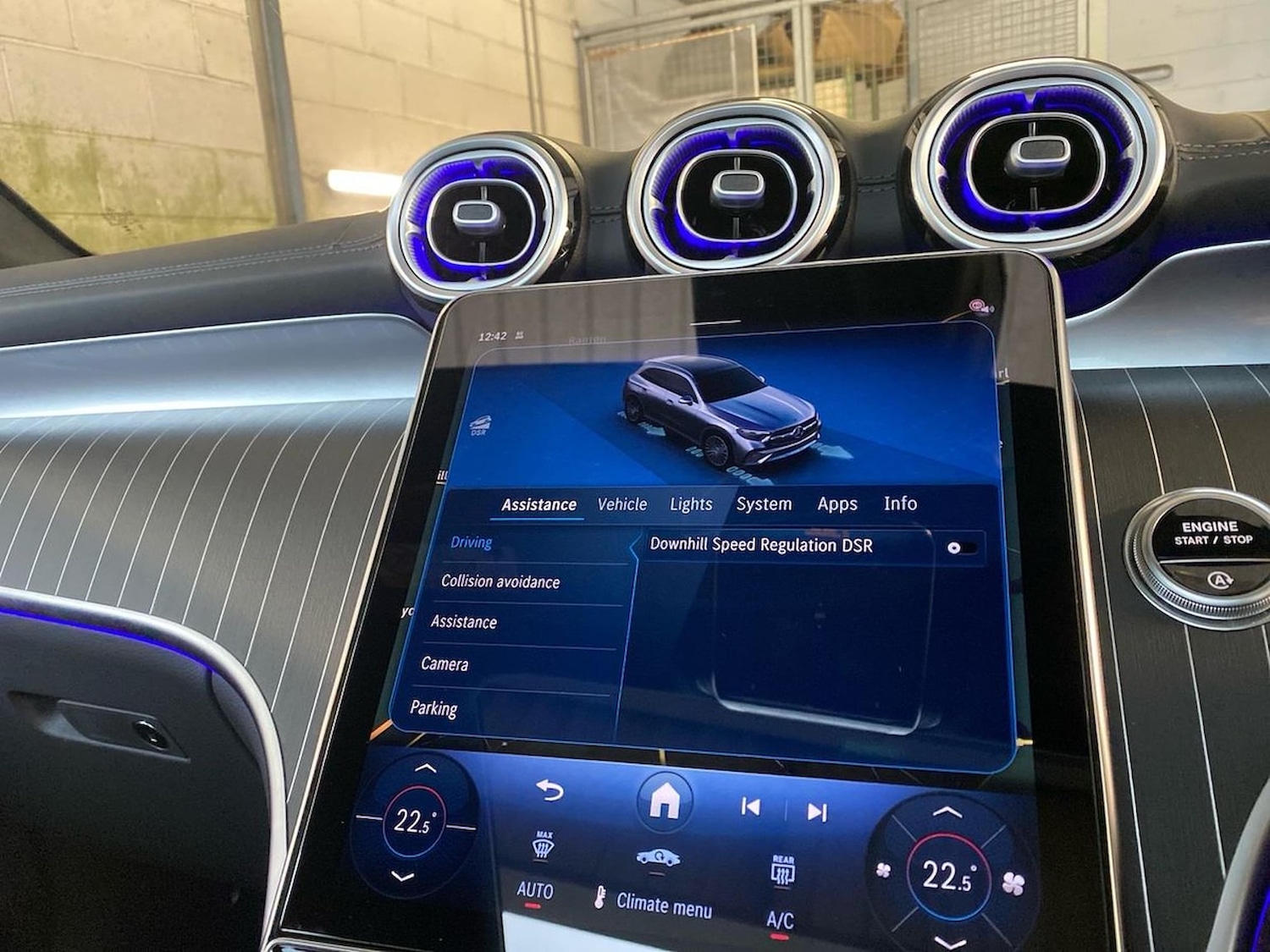 Used Mercedes-Benz GLC 2024 for sale - 76583210: Photo 25