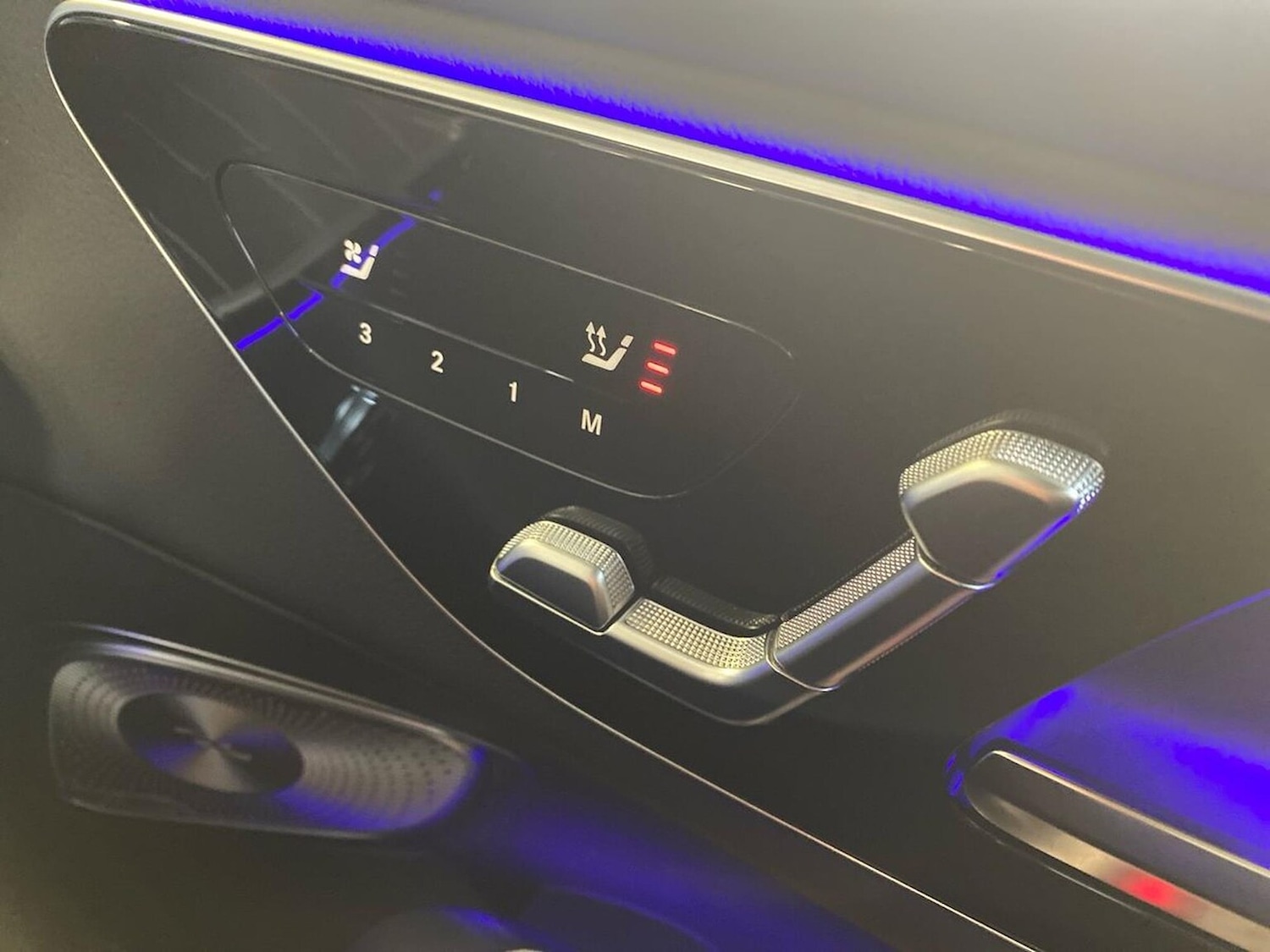 Used Mercedes-Benz GLC 2024 for sale - 76583210: Photo 30