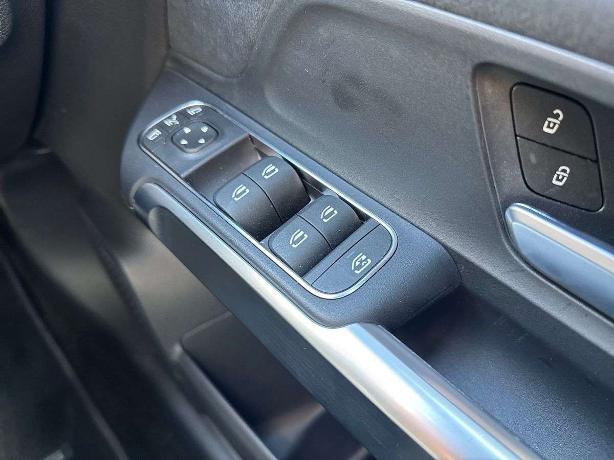 Used Mercedes-Benz EQB 2025 for sale - 78196043: Photo 21