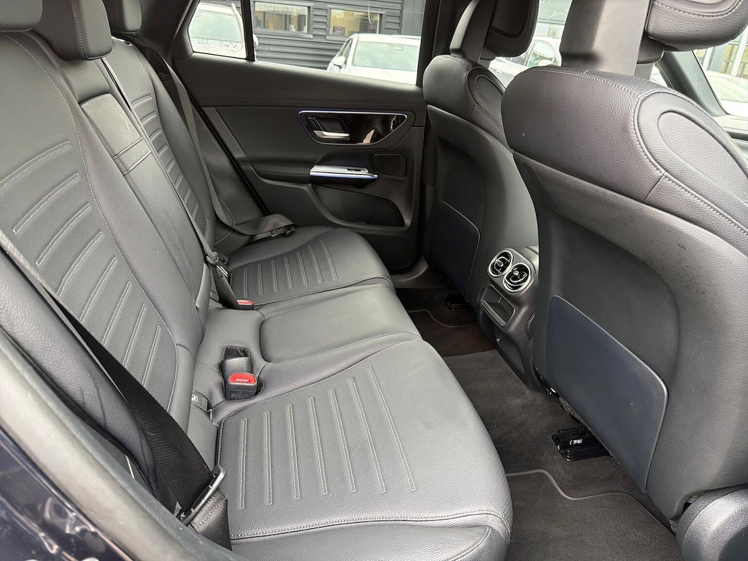 Used Mercedes-Benz GLC 2024 for sale - 76422337: Photo 16