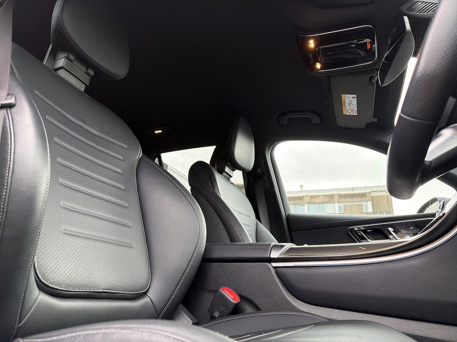 Used Mercedes-Benz GLC 2024 for sale - 76422337: Photo 37