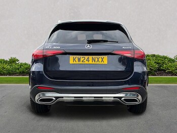 Used Mercedes-Benz GLC 2024 for sale - 76422337: Photo