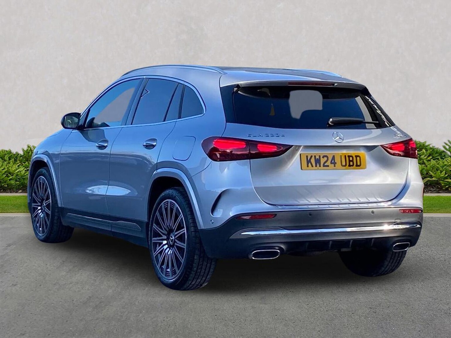 Used Mercedes-Benz GLA 2024 for sale - 76627994: Photo 2