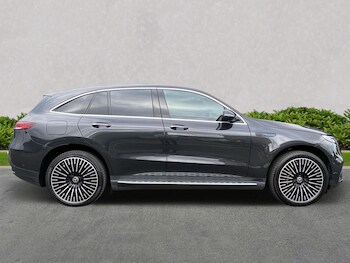 Used Mercedes-Benz EQC 2022 for sale - 75587292: Photo