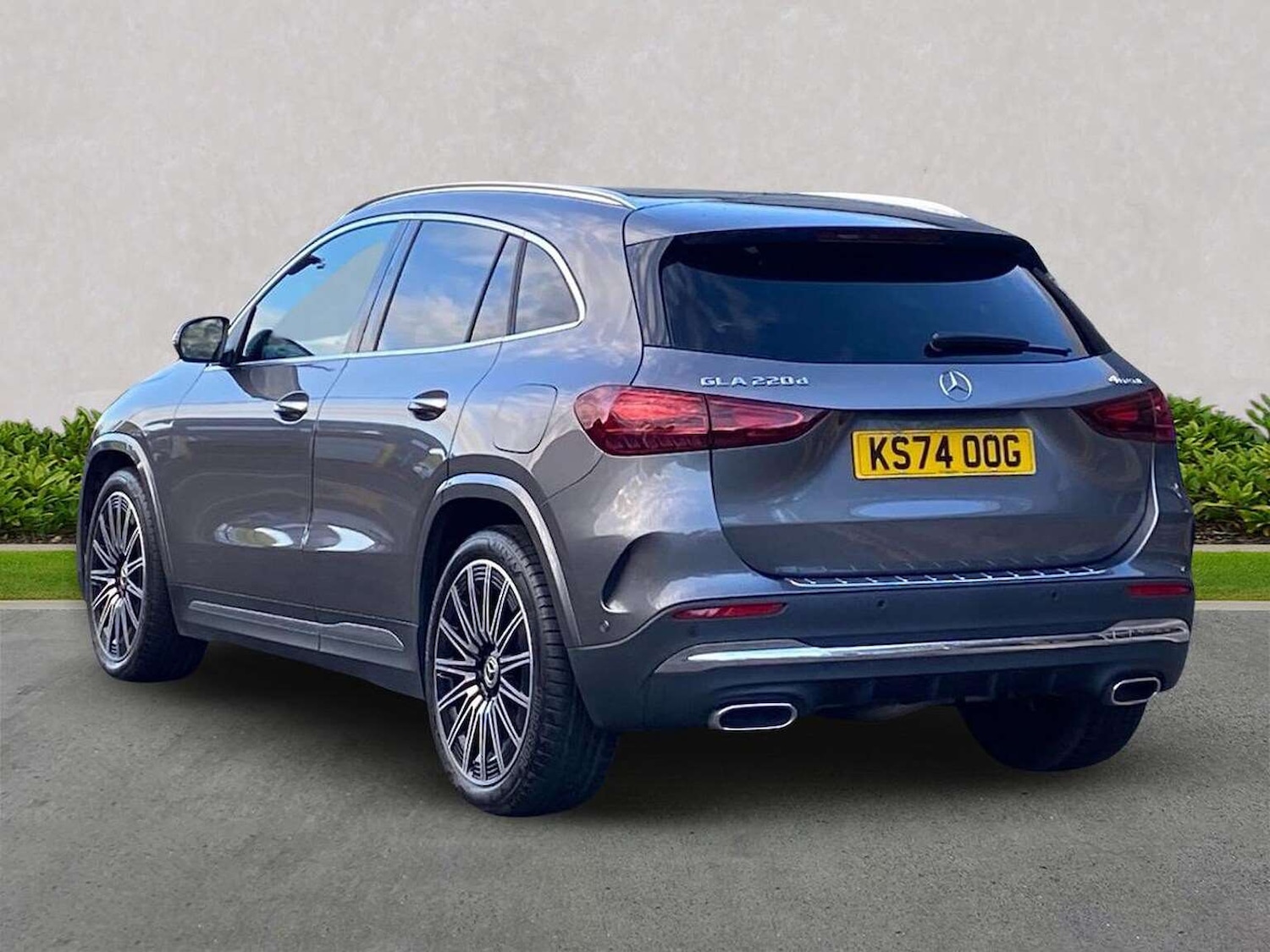 Used Mercedes-Benz GLA 2024 for sale - 77775178: Photo 2