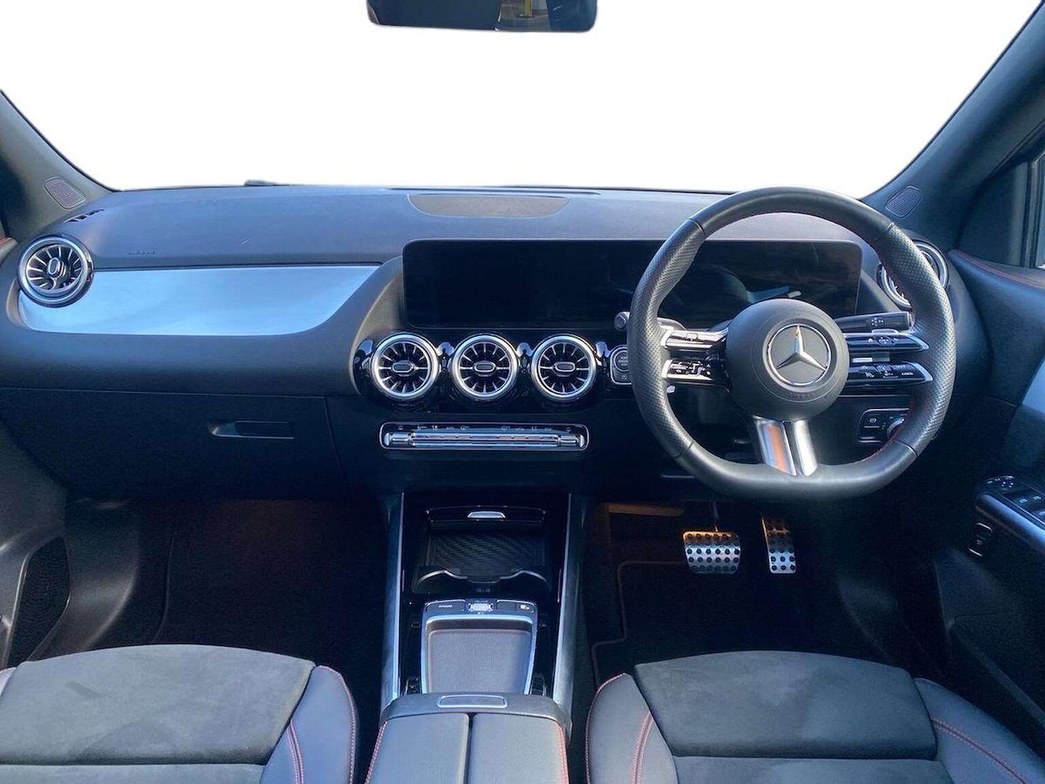 Used Mercedes-Benz GLA 2024 for sale - 77775178: Photo 8