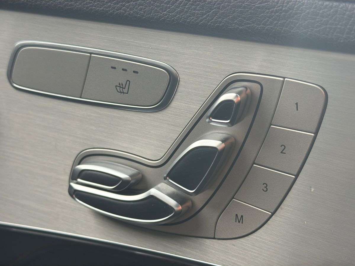 Used Mercedes-Benz GLC 2018 for sale - 78039367: Photo 30