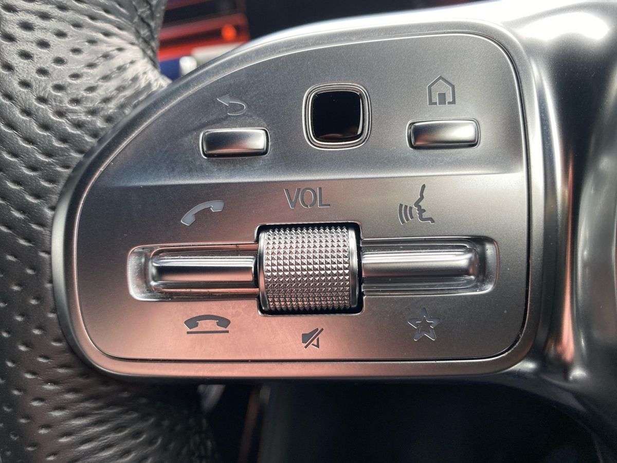 Used Mercedes-Benz EQC 2023 for sale - 78011660: Photo 26