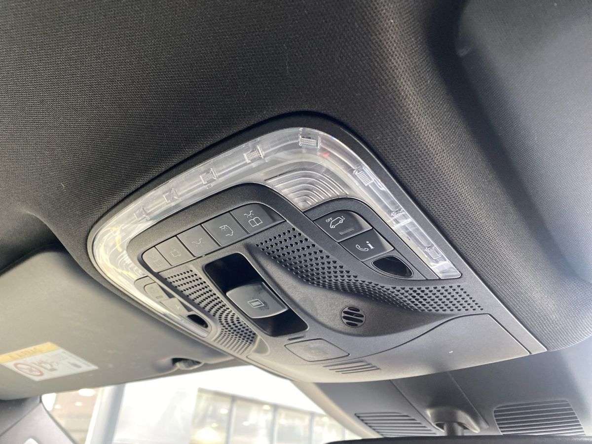 Used Mercedes-Benz V-Class 2021 for sale - 78039336: Photo 14