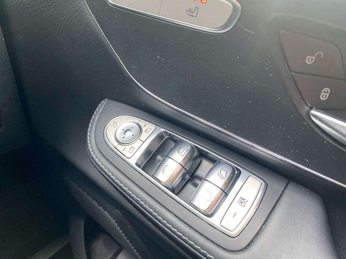 Used Mercedes-Benz V-Class 2021 for sale - 78039336: Photo 21