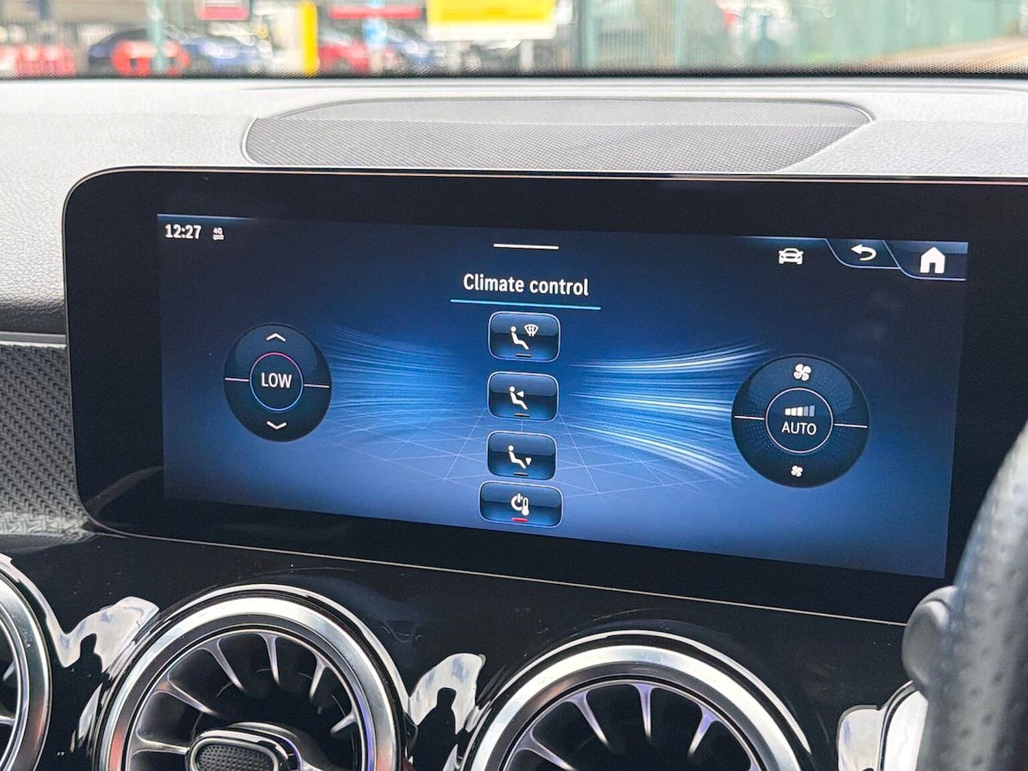 Used Mercedes-Benz GLB 2024 for sale - 76490521: Photo 12