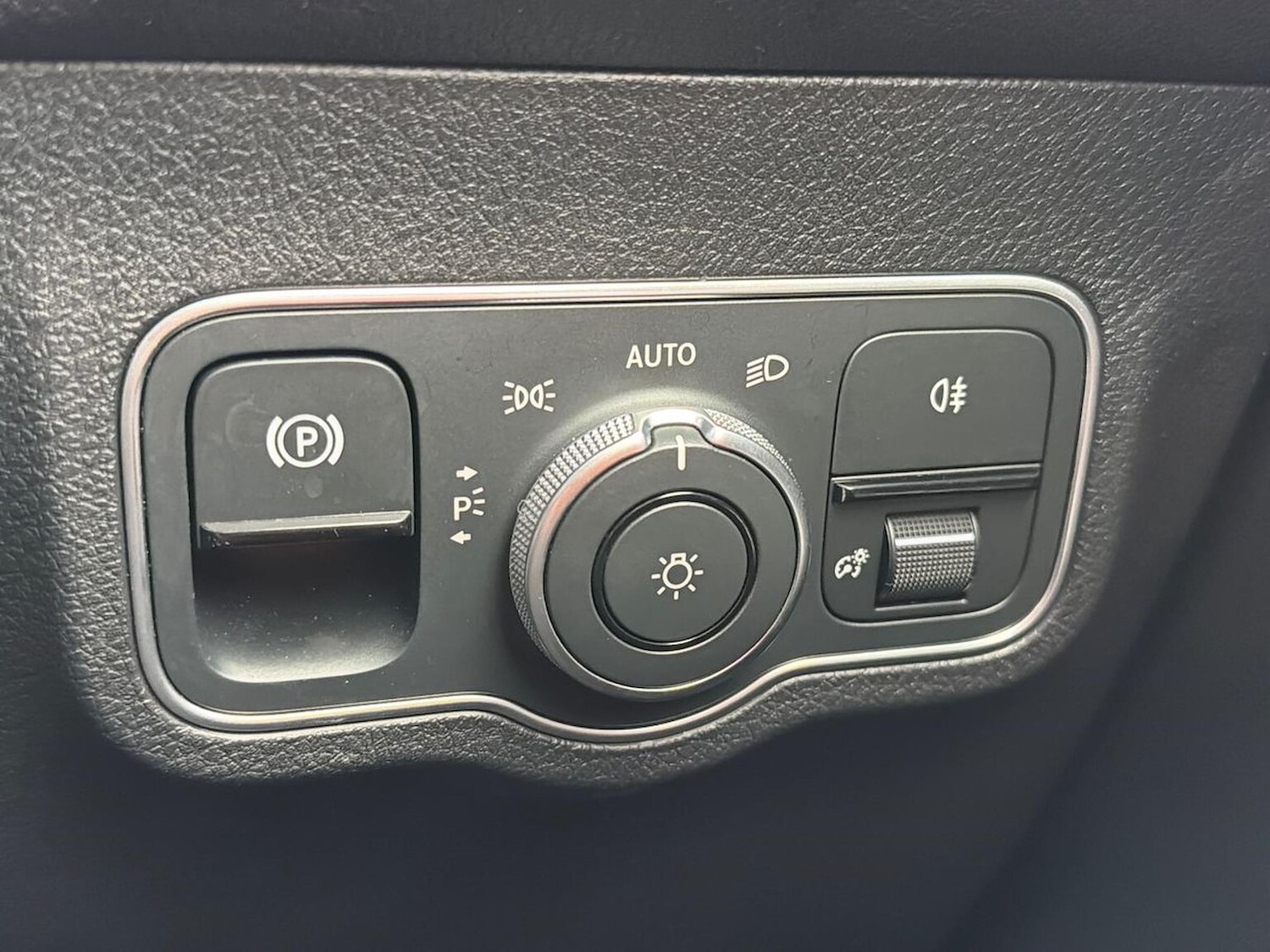 Used Mercedes-Benz GLB 2024 for sale - 76490521: Photo 22